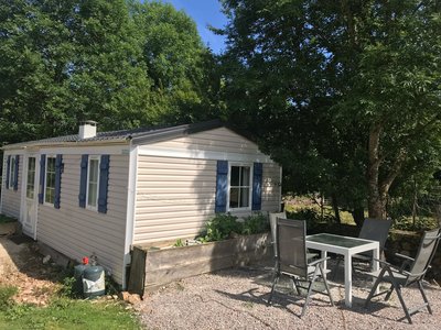 devant le mobil home