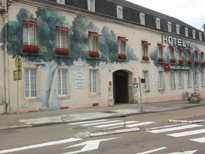 Façade extérieure - Citotel Avallon Vauban