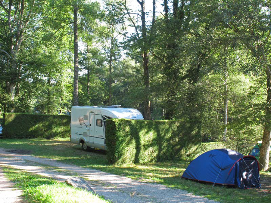 Camping Plage des Settons