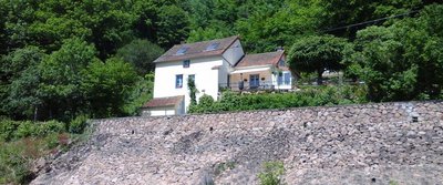 Les moulins au bord du lac