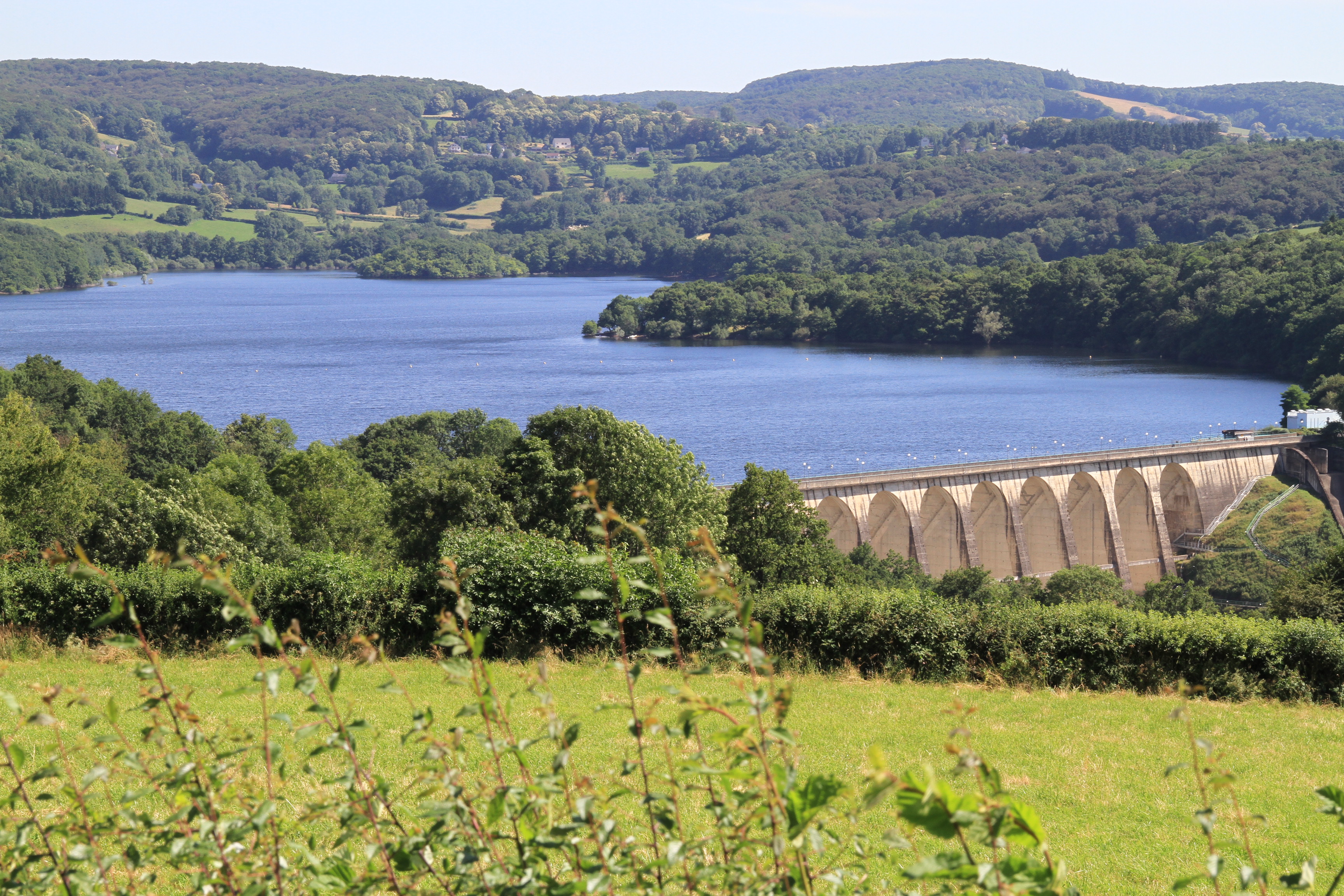 Lac de Pannecière