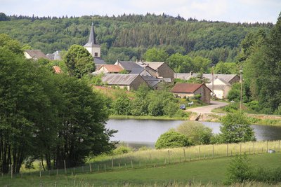 Bourg de Saint-Brisson